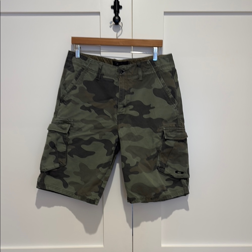 Oakley Men's Camo Cargo Shorts